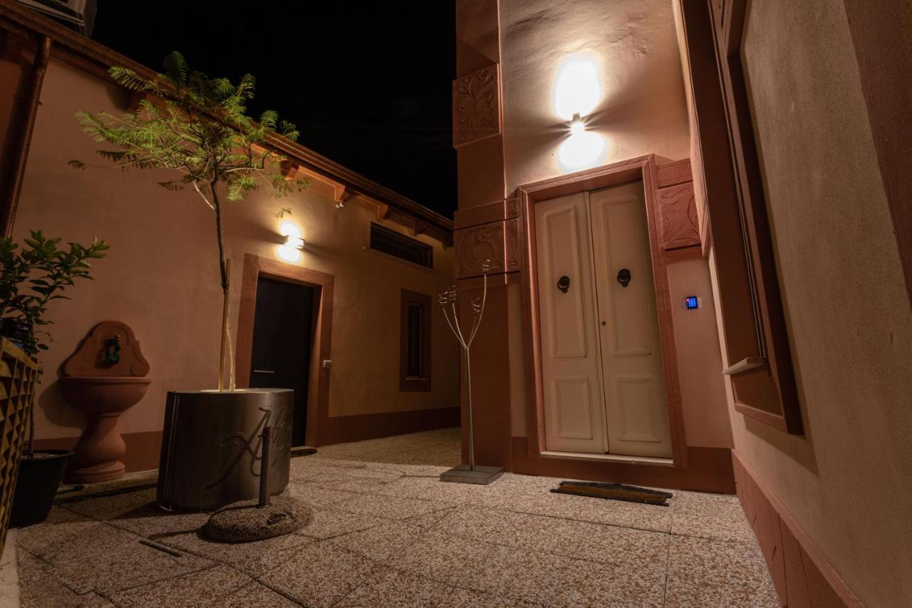 Maison Belle Epoque & Suites Oristano Exteriér fotografie